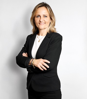 Сандрин Дери